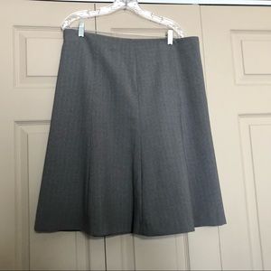Gap Grey Pinstripe Wool Blend Skirt. Size 14